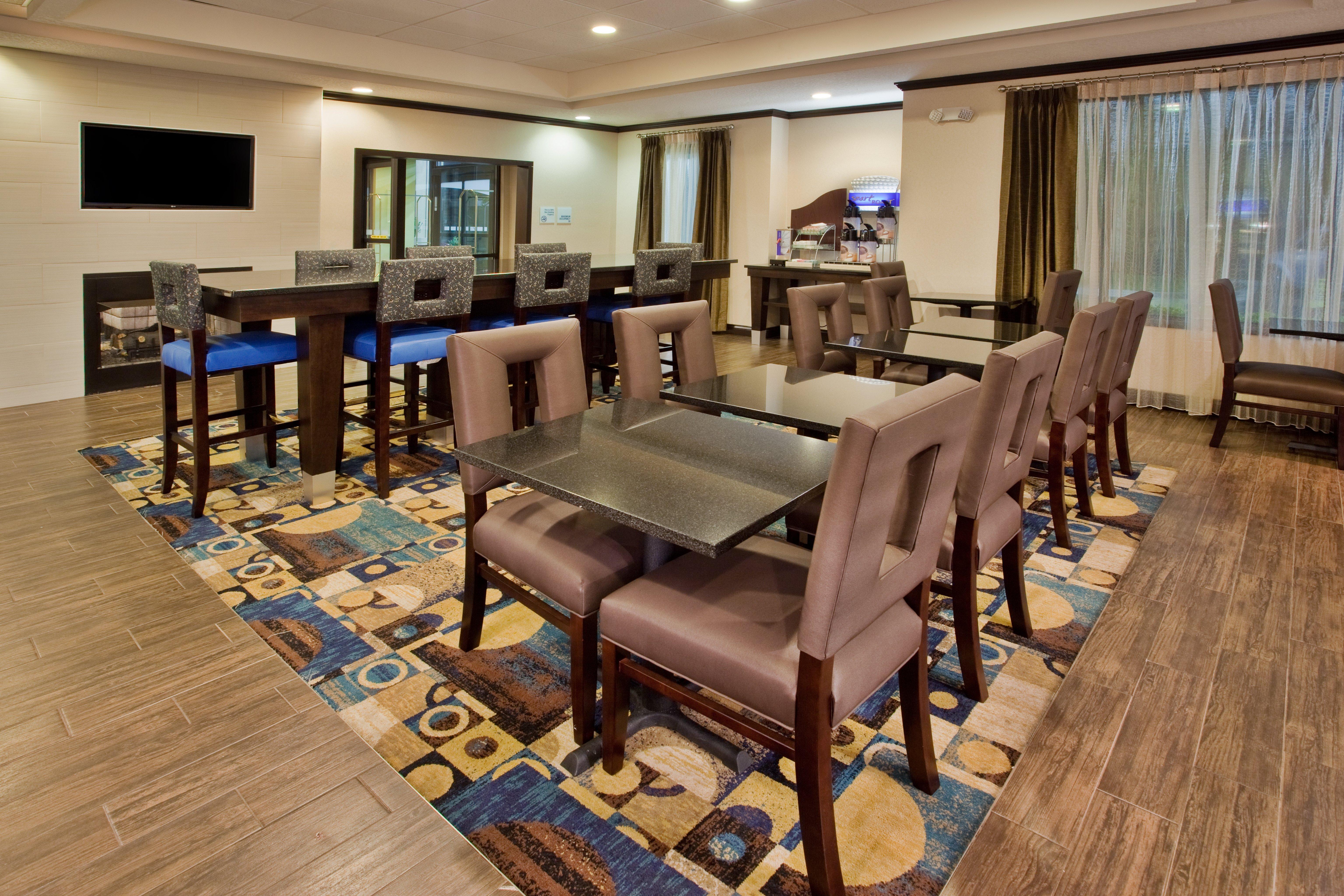 Holiday Inn Express & Suites Buford Ne - Lake Lanier By Ihg Exterior photo