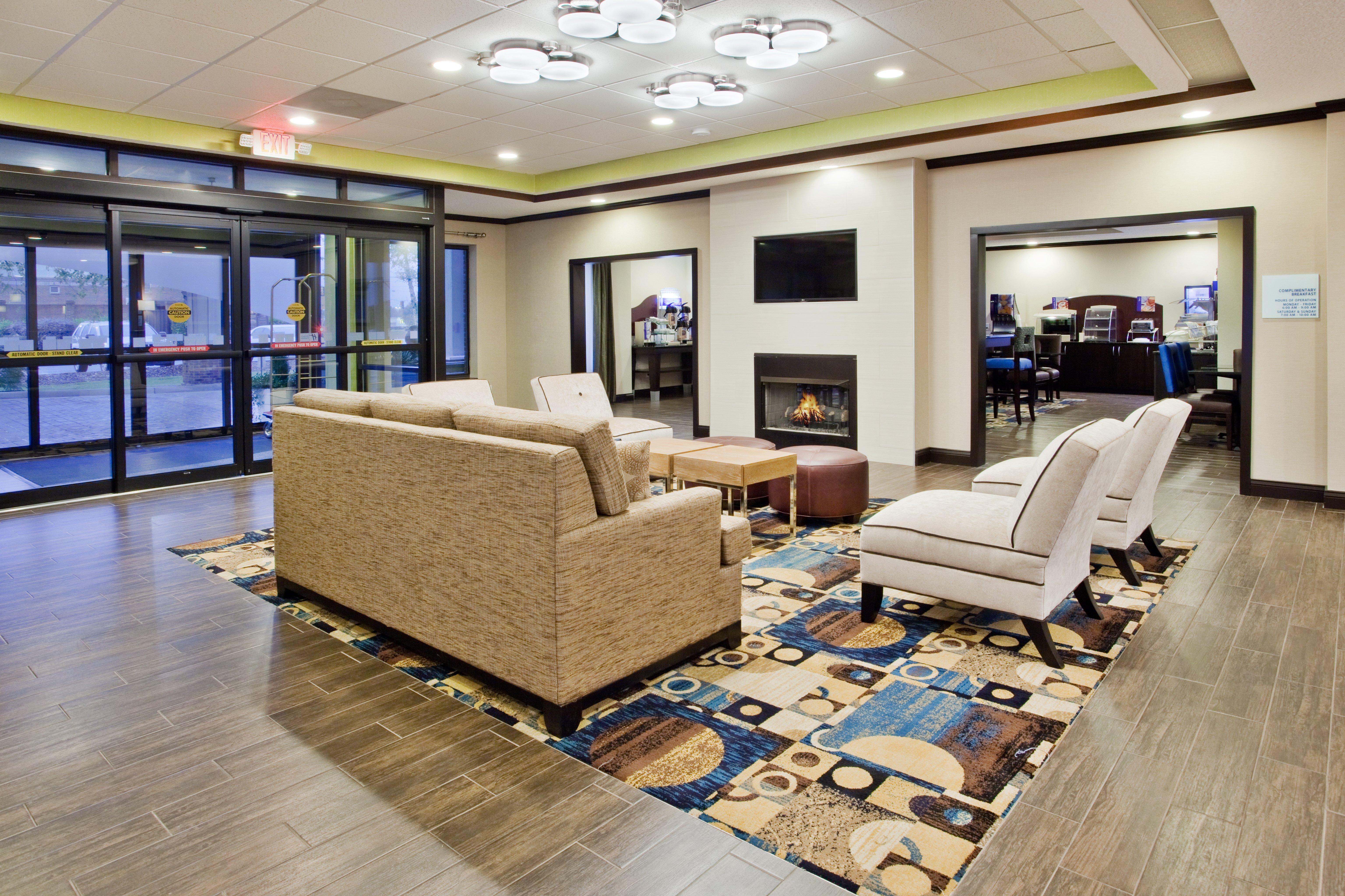 Holiday Inn Express & Suites Buford Ne - Lake Lanier By Ihg Exterior photo